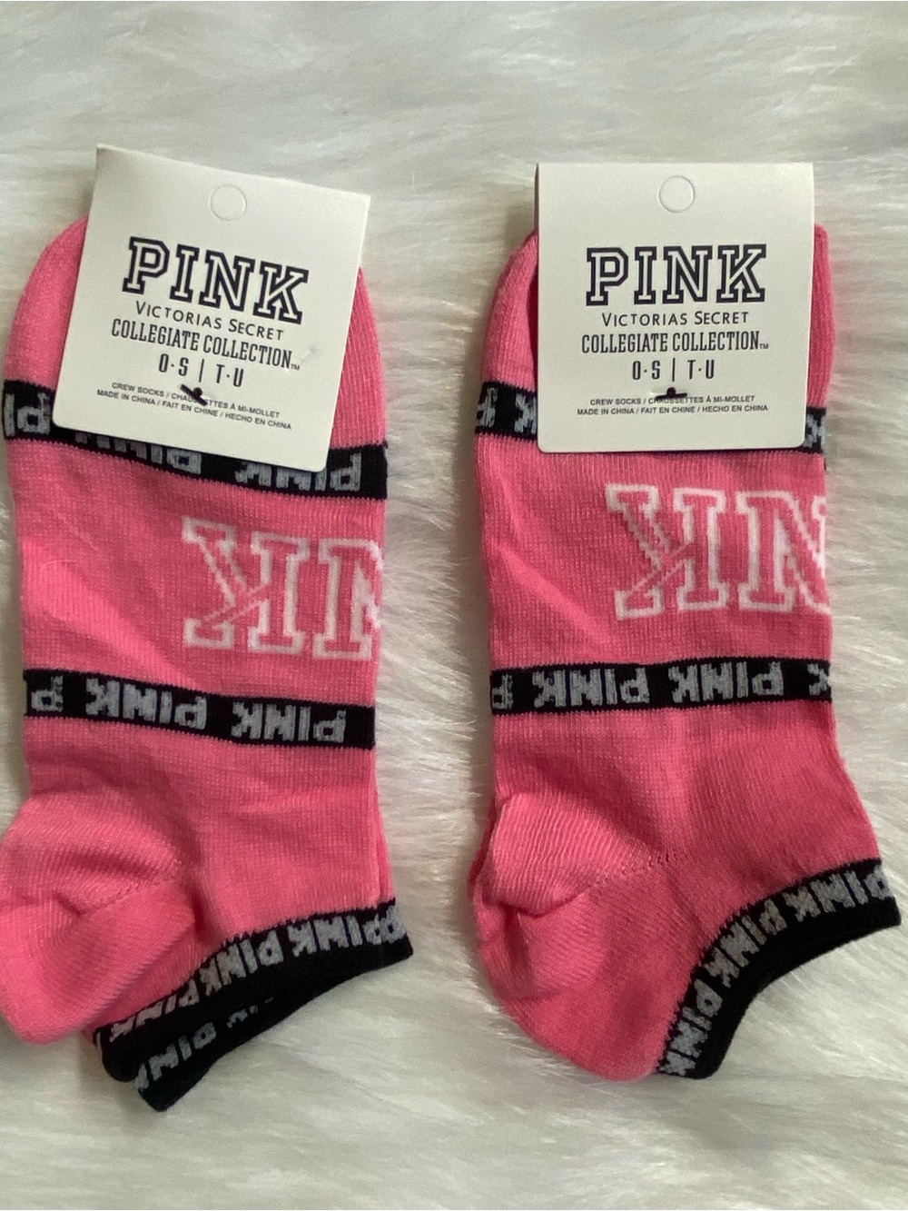 PINK Victoria's Secret Pink Low-Cut Logo Casual Socks